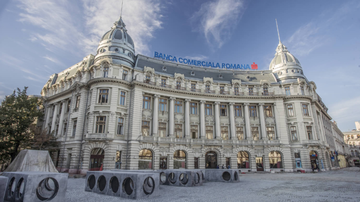 Una dintre clădirile emblematice ale Bucureștiului, cumpărată de străini